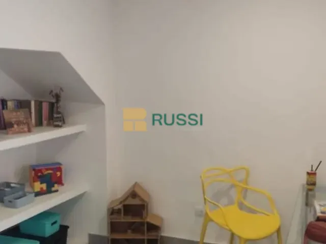Casa com 300m², à venda, no bairro Jardim Satélite em São José dos Campos