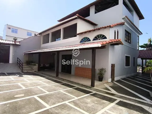 Casa 4 quartos e 2 banheiros, para alugar, no bairro Piratininga em Niterói