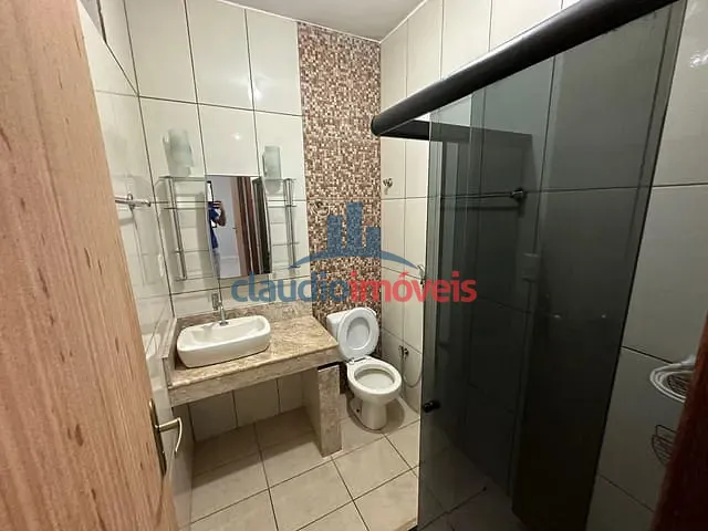 Casa 2 quartos e 1 banheiro, à venda, no bairro Retiro em Volta Redonda