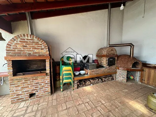 Casa com 336m² 1 quarto e 3 banheiros, à venda, no bairro Vila Mariana em Ribeirão Preto