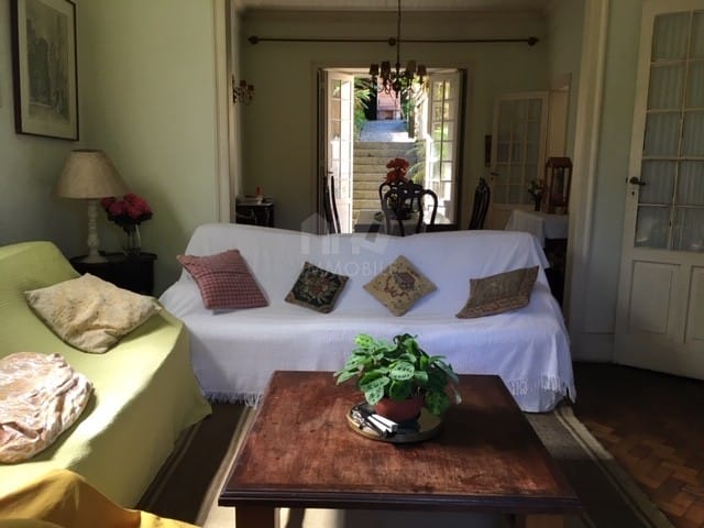 Casa com 556m², à venda, no bairro Centro em Petrópolis