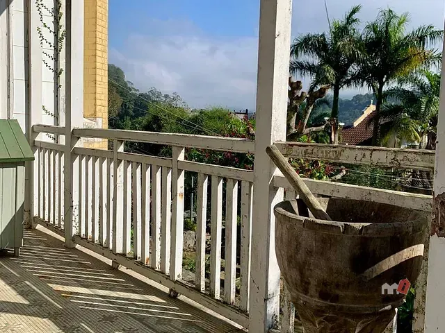 Casa com 556m², à venda, no bairro Centro em Petrópolis