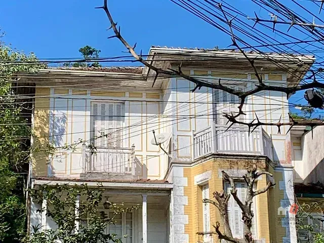 Casa com 556m², à venda, no bairro Centro em Petrópolis