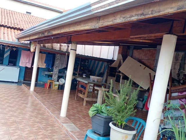 Casa com 250m² 3 quartos e 2 banheiros, à venda, no bairro Parque Valença I em Campinas