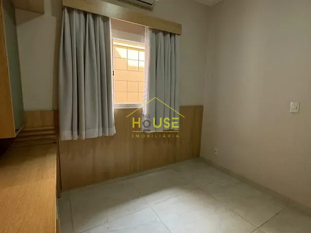 Casa com 184m² 3 quartos e 3 banheiros, à venda, no bairro Mastrocola em Votuporanga