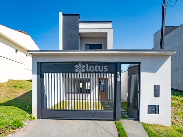 Casa 3 quartos e 3 banheiros, à venda, no bairro Villas do Jaguari em Santana de Parnaíba