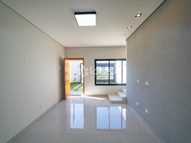 Casa 3 quartos e 3 banheiros, à venda, no bairro Villas do Jaguari em Santana de Parnaíba