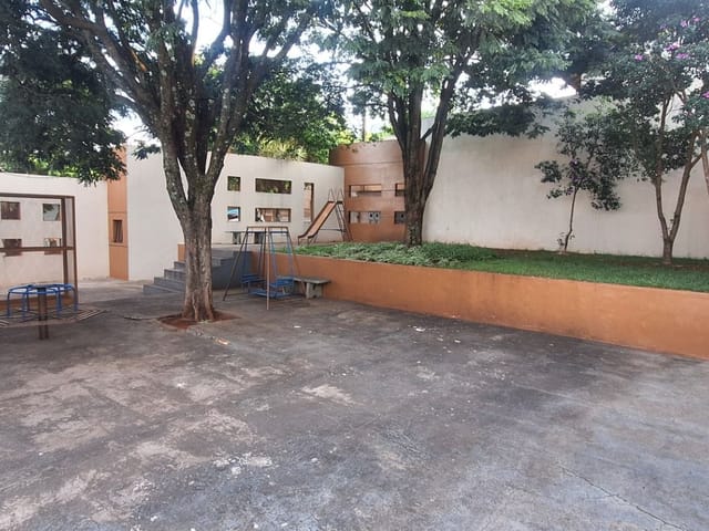 Casa com 150m² 3 quartos e 2 banheiros, à venda, no bairro Jardim Santo Antonio em Cambé