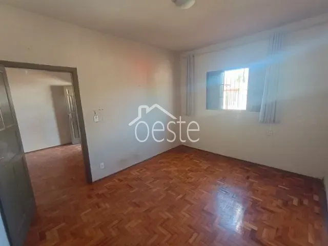 Casa com 125m² 2 quartos e 1 banheiro, para alugar, no bairro Vila Alves em Santa Bárbara D'Oeste