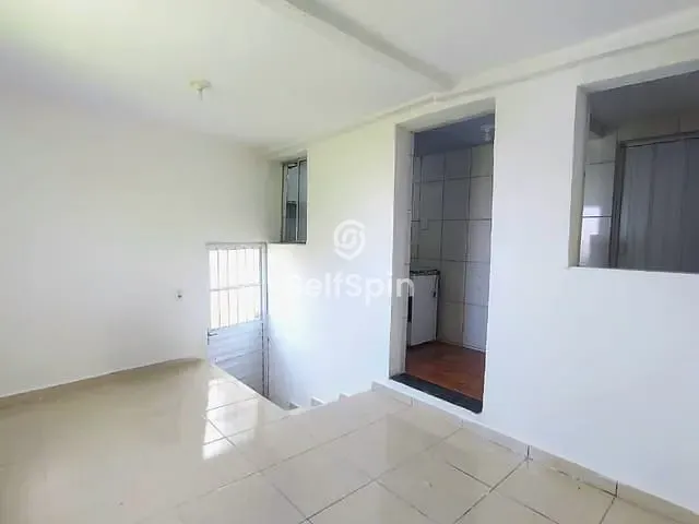 Casa 1 quarto e 1 banheiro, para alugar, no bairro Santana em Niterói