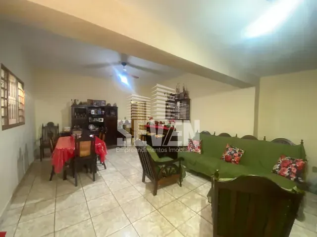 Casa com 241m² 3 quartos e 2 banheiros, à venda, no bairro Alto Higienópolis em Bauru