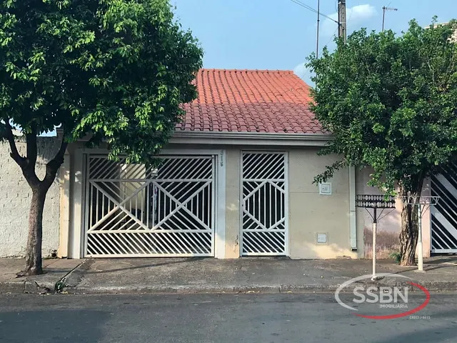 Casa com 150m² 2 quartos e 1 banheiro, à venda, no bairro Parque Residencial Klavin em Nova Odessa