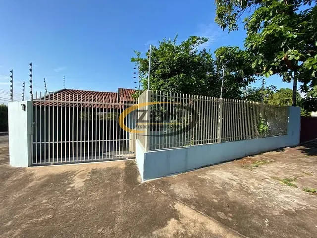 Casa 2 quartos e 1 banheiro, à venda, no bairro Alpes em Londrina