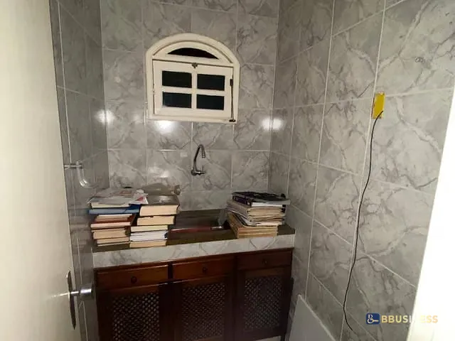Casa à venda ou para alugar, no bairro Centro em Campos dos Goytacazes