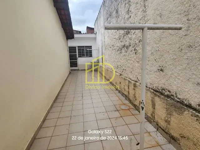 Casa 2 quartos e 1 banheiro, à venda, no bairro Jardim das Magnólias em Sorocaba