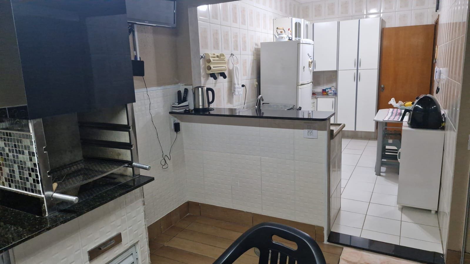 Casa à venda com 3 quartos, 120m² - Foto 27