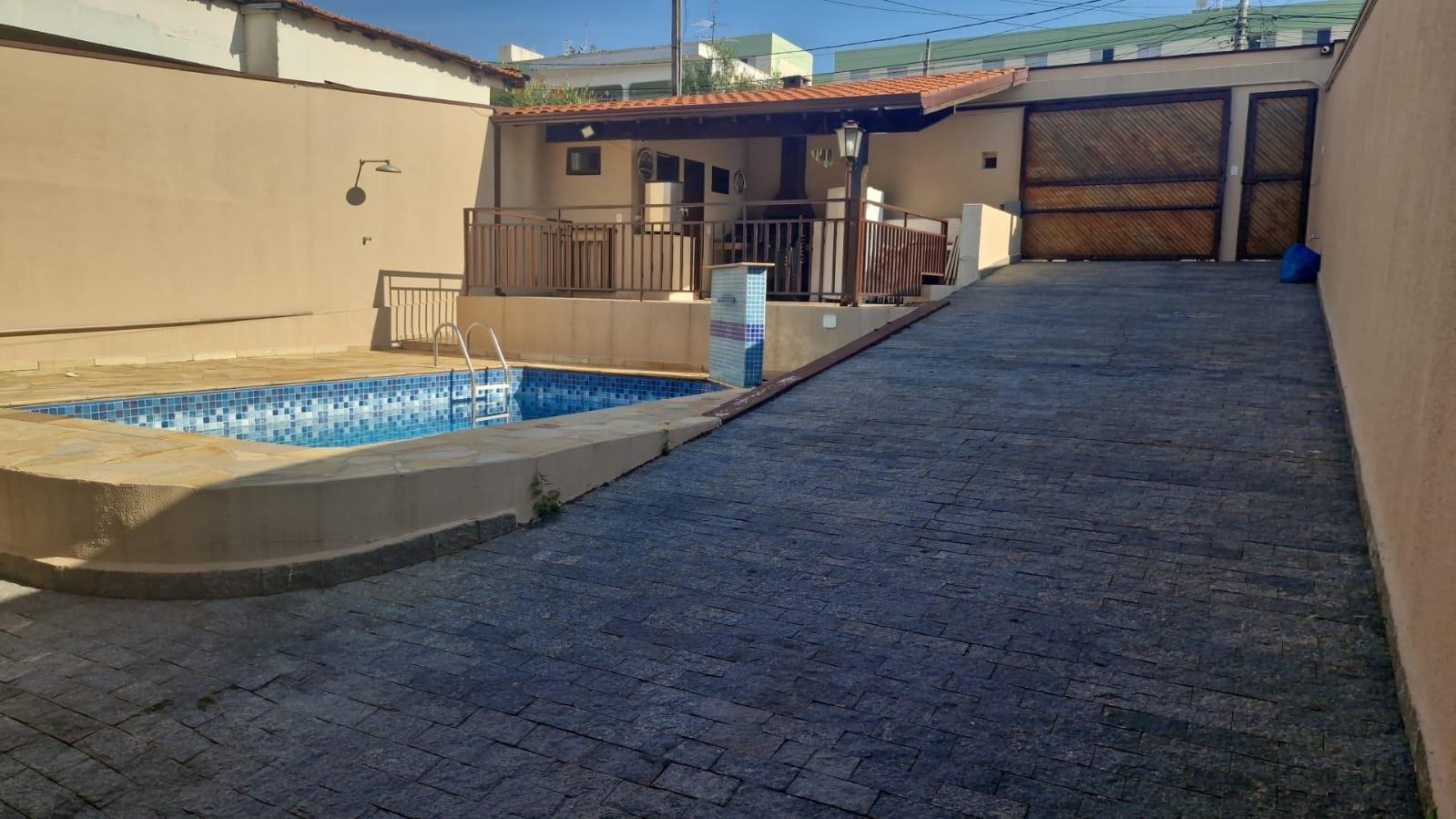 Casa à venda com 3 quartos, 120m² - Foto 3