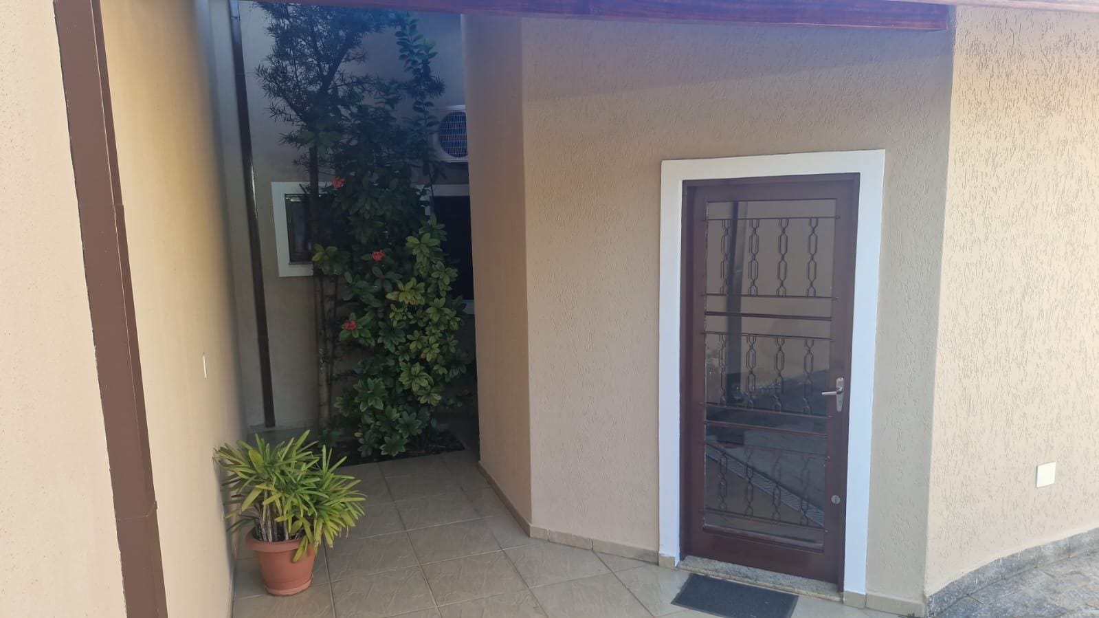 Casa à venda com 3 quartos, 120m² - Foto 32