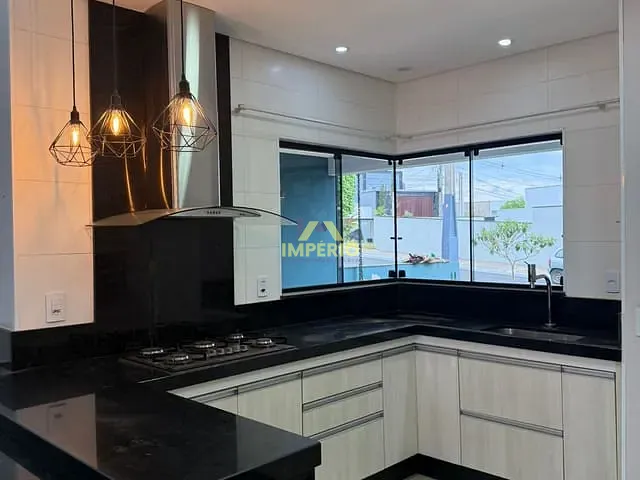 Casa com 392m² 3 quartos e 2 banheiros, à venda, no bairro Residencial Piccolino em Salto