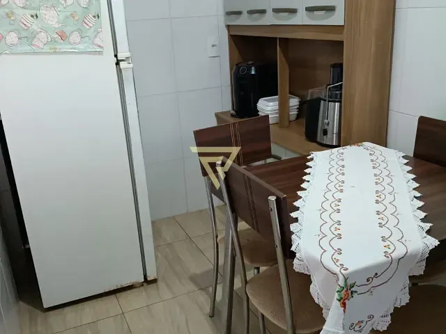 Casa com 310m² 3 quartos e 1 banheiro, à venda, no bairro Vila Maria Luiza em Ribeirão Preto