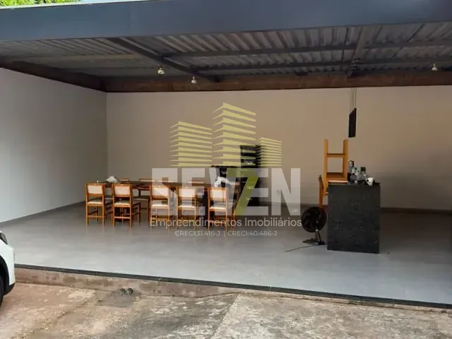 Casa com 300m² 3 quartos e 2 banheiros, para alugar, no bairro Parque Santa Terezinha em Bauru