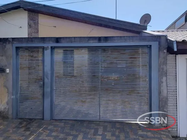 Casa 2 quartos e 1 banheiro, à venda, no bairro Parque Residencial Klavin em Nova Odessa
