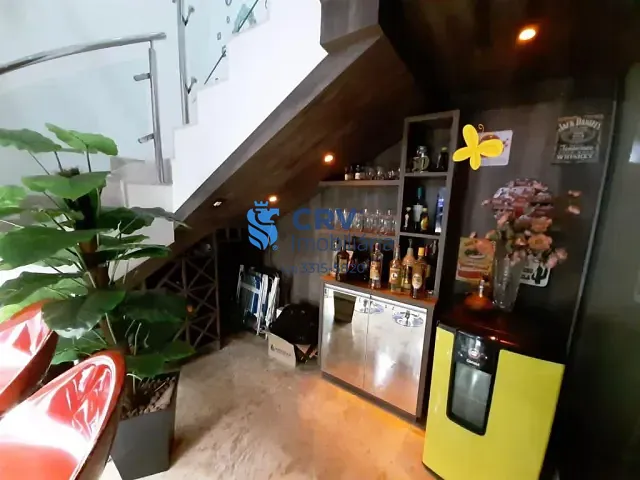 Casa com 250m² 4 quartos e 3 banheiros, à venda, no bairro Jardim Planalto em Londrina
