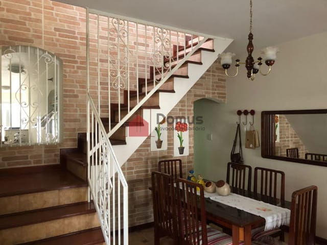 Casa com 130m², à venda, no bairro São Benedito em Pindamonhangaba