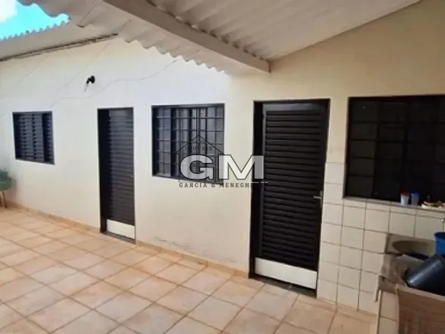 Casa com 250m² 3 quartos e 4 banheiros, à venda, no bairro Vila Albertina em Ribeirão Preto