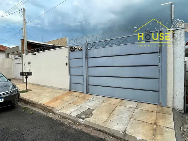 Casa com 340m² 2 quartos e 2 banheiros, à venda, no bairro Vila Muniz em Votuporanga