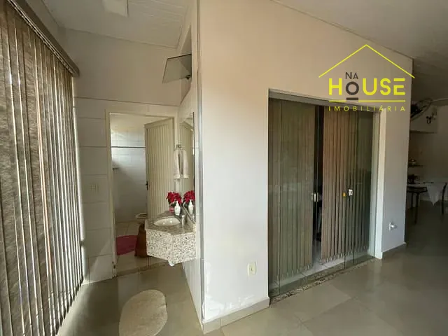 Casa com 340m² 2 quartos e 2 banheiros, à venda, no bairro Vila Muniz em Votuporanga