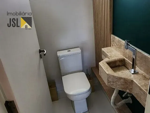 Casa com 300m² 3 quartos e 2 banheiros, à venda, no bairro Condomínio Terras do Vale em Caçapava