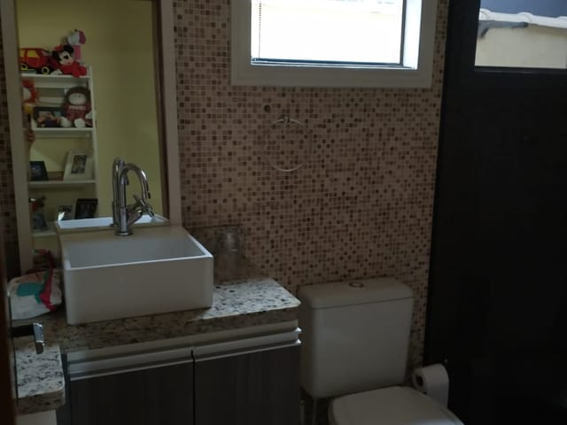 Casa com 125m² 2 quartos e 1 banheiro, à venda, no bairro Parque Senhor do Bonfim em Taubaté