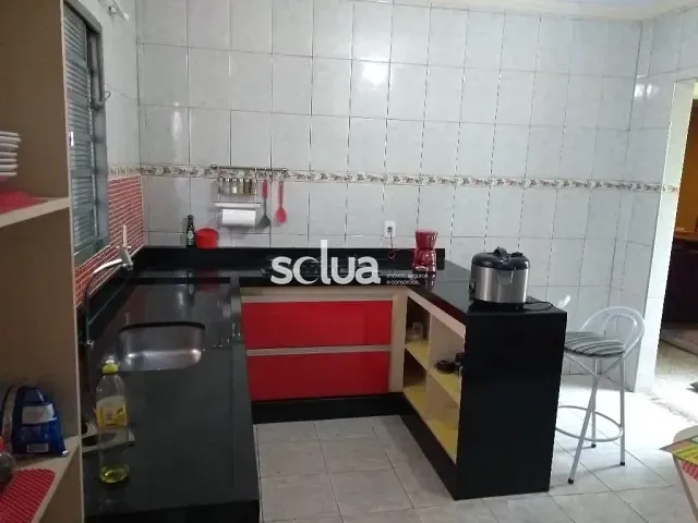 Casa com 250m² 3 quartos e 1 banheiro, à venda, no bairro Parque Bandeirantes I (Nova Veneza) em Sumaré