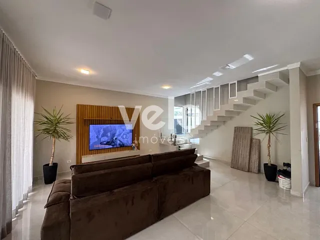 Casa 4 quartos e 4 banheiros, à venda, no bairro Quiririm em Taubaté