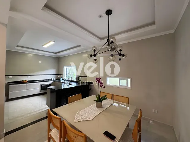 Casa 4 quartos e 4 banheiros, à venda, no bairro Quiririm em Taubaté