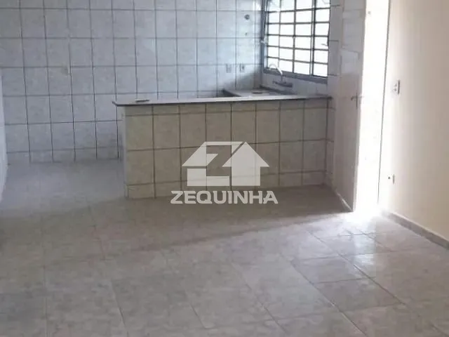 Casa com 500m² 3 quartos e 2 banheiros, à venda, no bairro Parque Fernao Dias em Santana De Parnaiba