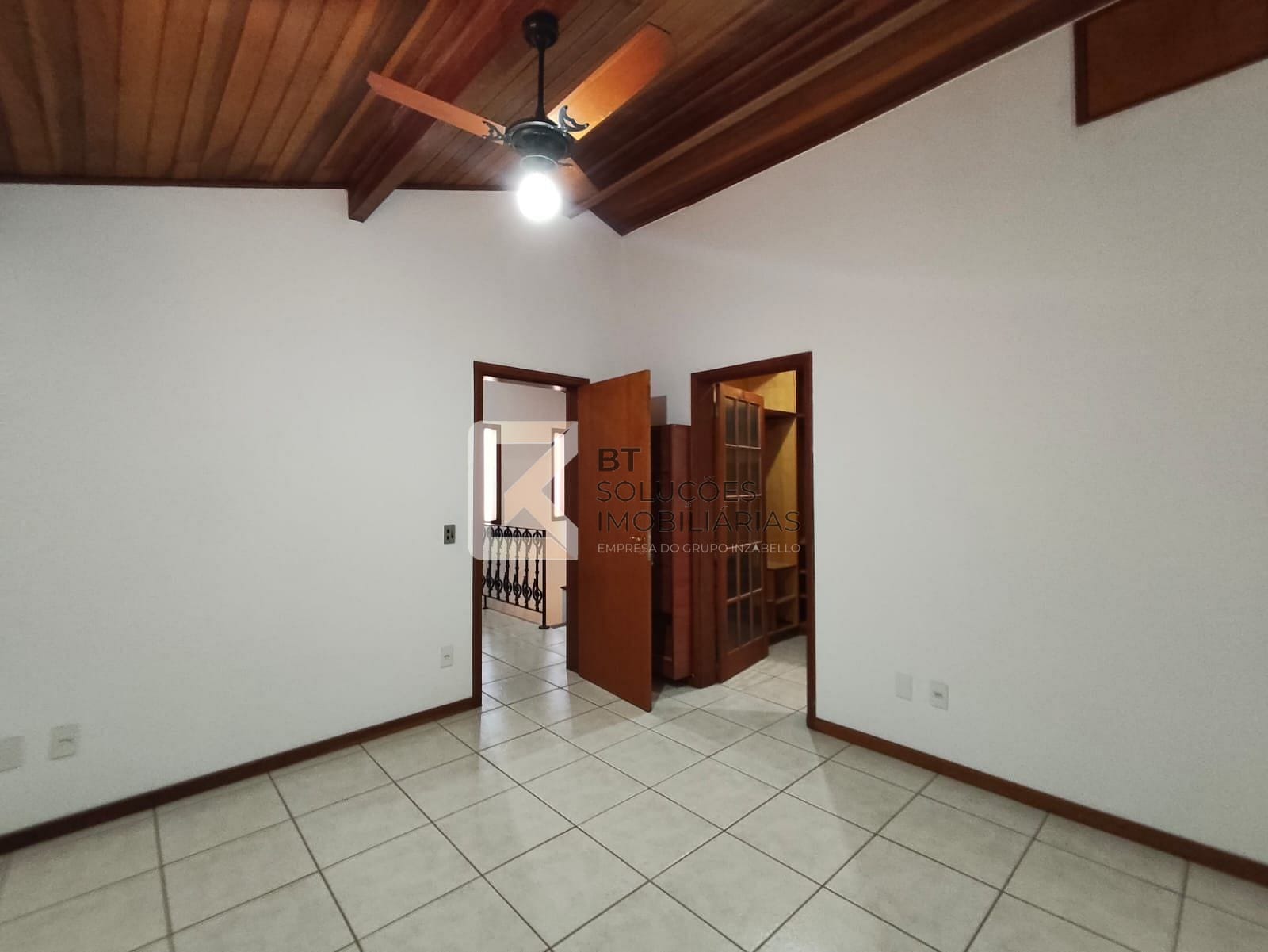 Casa à venda e aluguel com 4 quartos, 180m² - Foto 6