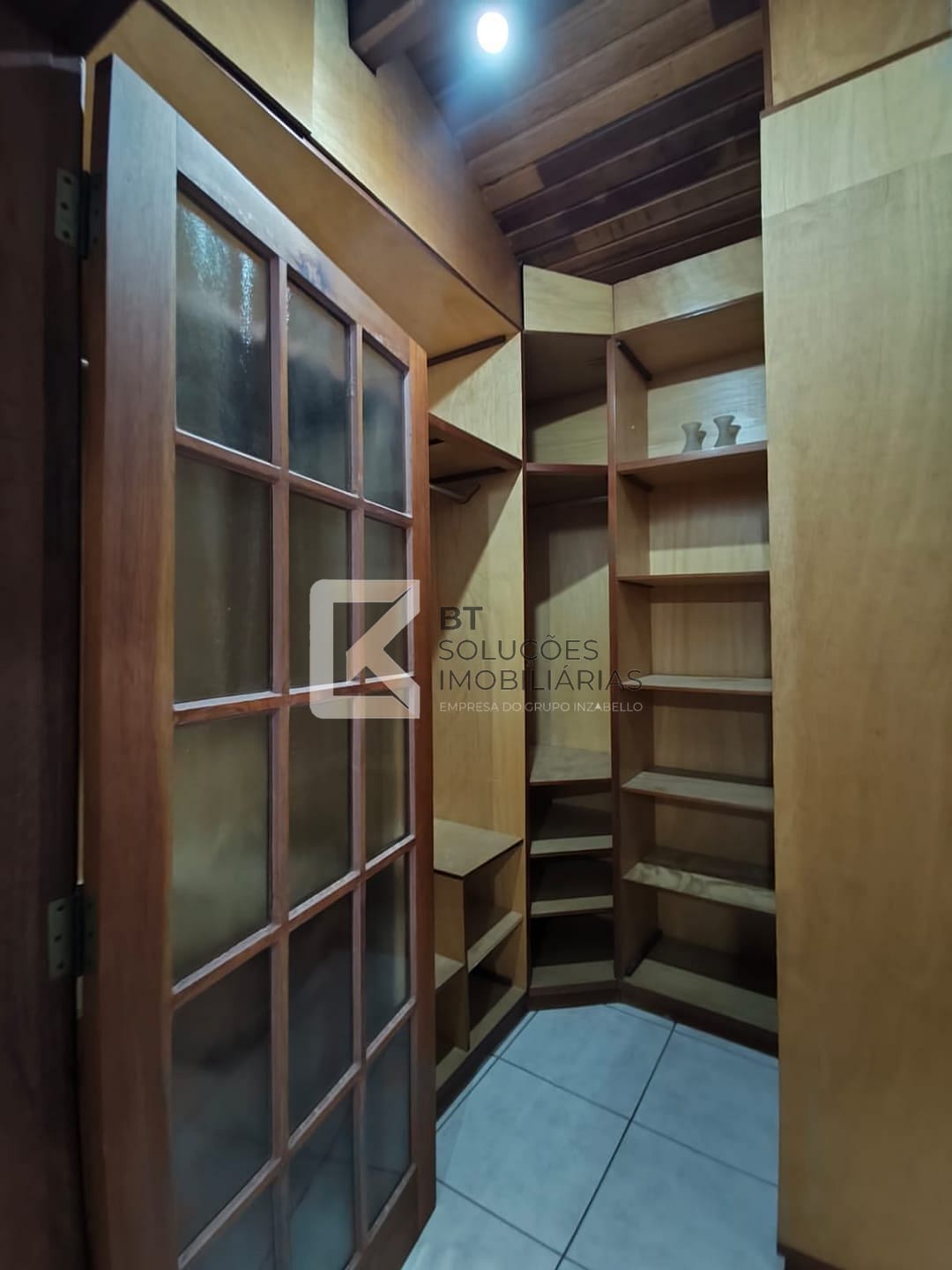 Casa à venda e aluguel com 4 quartos, 180m² - Foto 7