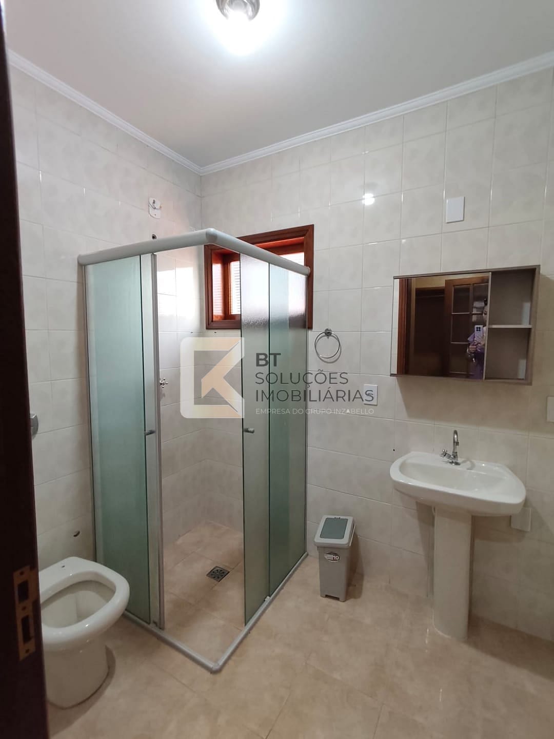 Casa à venda e aluguel com 4 quartos, 180m² - Foto 13