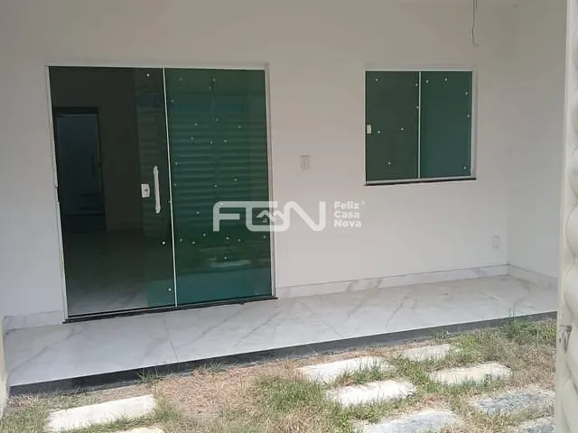 Casa com 115m² 3 quartos e 2 banheiros, à venda, no bairro Vila Praiana em Lauro de Freitas