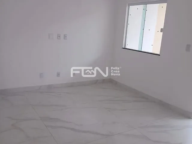 Casa com 115m² 3 quartos e 2 banheiros, à venda, no bairro Vila Praiana em Lauro de Freitas
