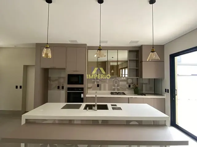Casa com 468m² 3 quartos e 4 banheiros, à venda, no bairro Portal dos Bandeirantes Salto em Salto