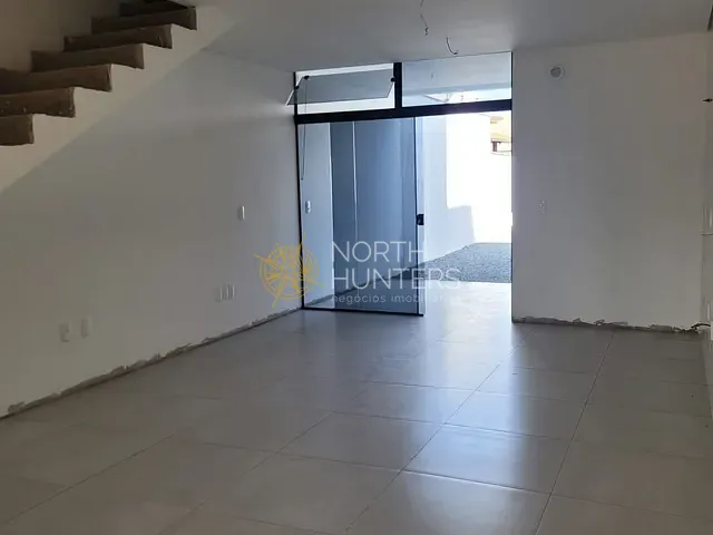 Casa com 127m² 3 quartos e 3 banheiros, à venda, no bairro Vila Nova em Joinville