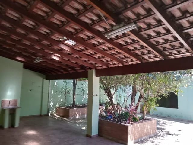 Casa 3 quartos e 2 banheiros, à venda, no bairro Parque São Cristóvão em Taubaté