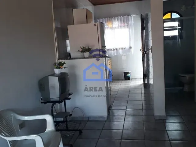 Casa 2 quartos e 1 banheiro, à venda, no bairro prainha em Caraguatatuba