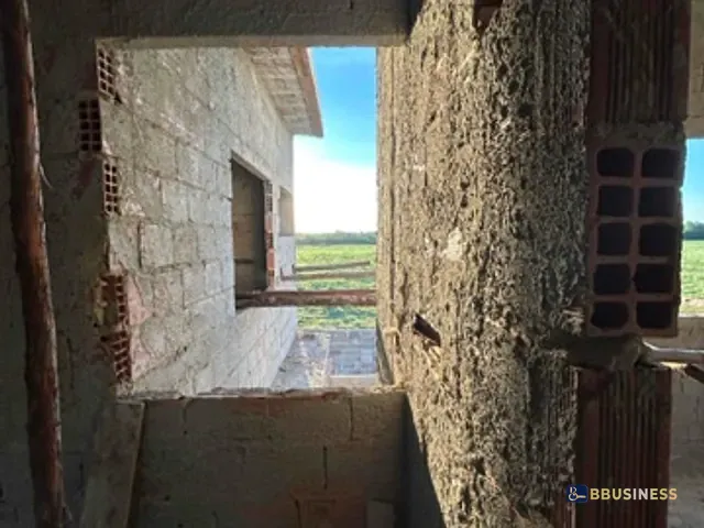 Casa com 200m² 4 quartos e 4 banheiros, à venda, no bairro Parque Tarcisio Miranda em Campos dos Goytacazes