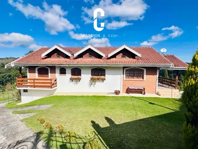 Casa com 1070m² 3 quartos e 4 banheiros, à venda, no bairro Jardim Cataguazes em Campos do Jordão