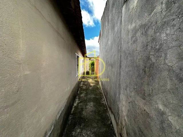 Casa com 300m² 2 quartos e 2 banheiros, à venda, no bairro Vila Espírito Santo em Sorocaba