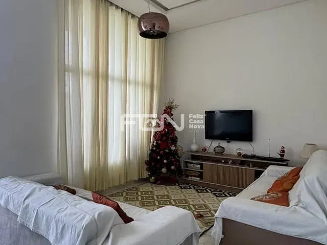 Casa com 305m² 3 quartos e 4 banheiros, à venda, no bairro Jardim Limoeiro em Camaçari